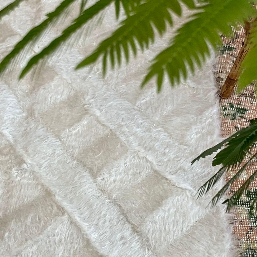 ラスト白　新品wool100％ホワイト バッターニエ　トルコヴィンテージラグ