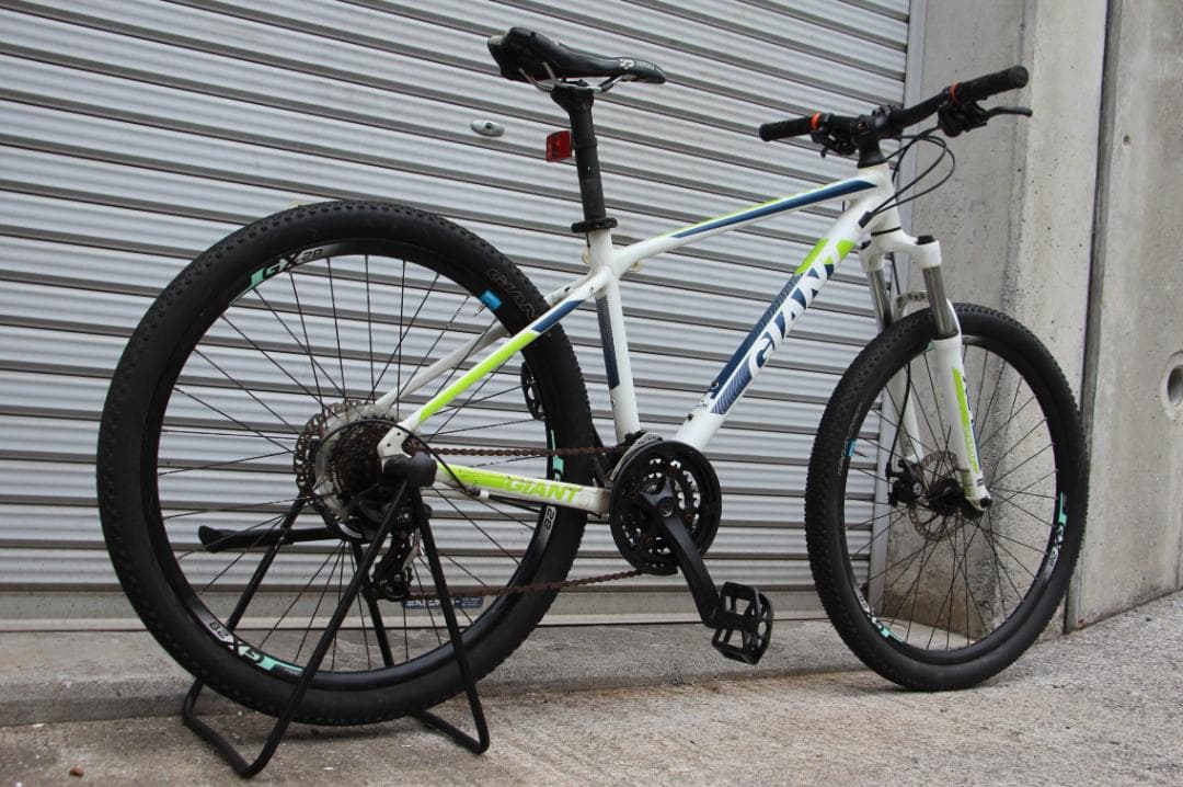 引き取り限定♪人気のGIANT♪ATX♪前後ディスクブレーキ装備で制動力良いです