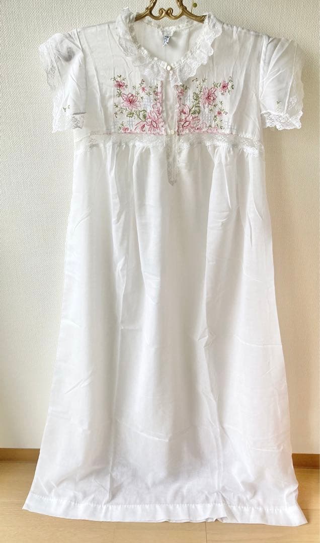 未使用美品★1970年代アメリカヴィンテージ★繊細刺繍のコットンロングワンピース