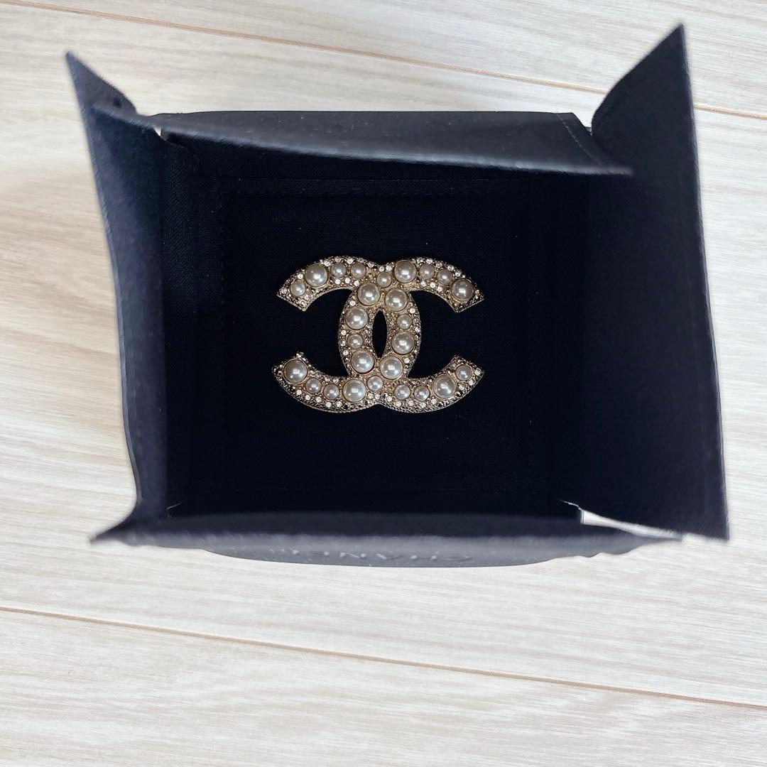 CHANEL シャネル ココマーク ブローチ　コスチュームパール 2024年購入