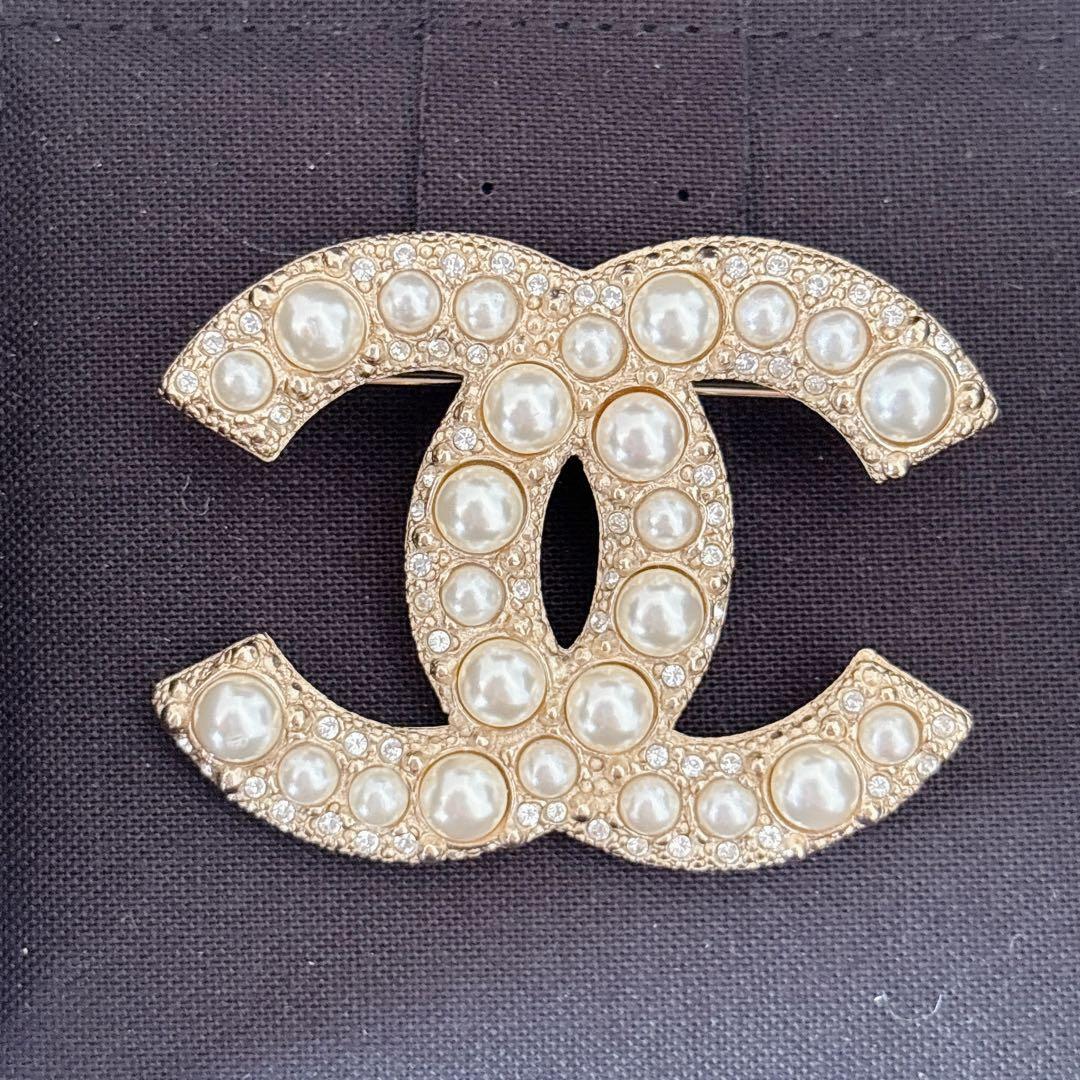 CHANEL シャネル ココマーク ブローチ　コスチュームパール 2024年購入