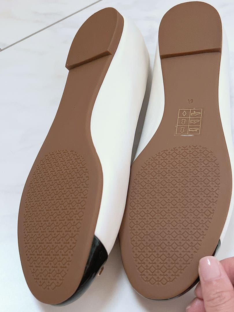 フラットシューズ ホワイト ブラック