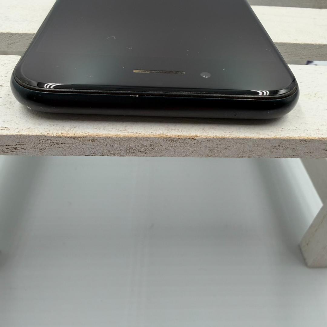 iPhone SE第3世代 64GB ミッドナイト 422