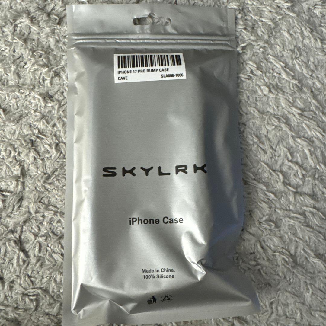 SKYLRK iPhone ケース 17 Pro Bump Case