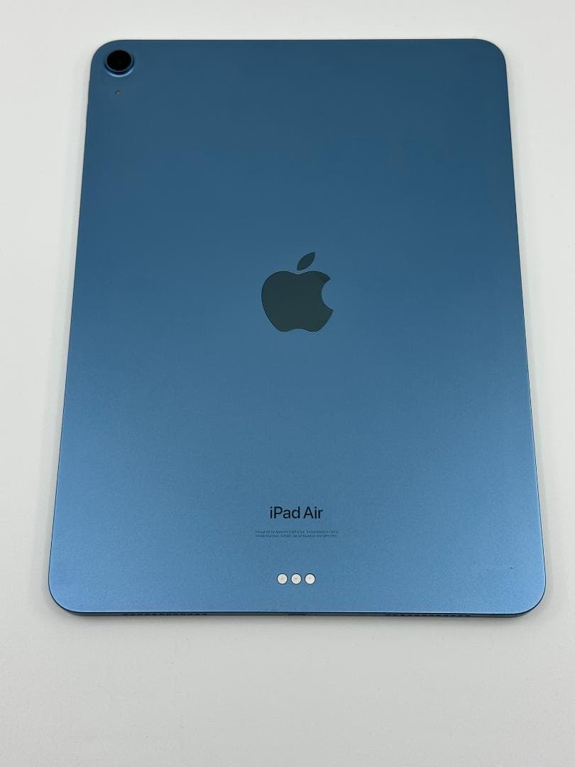 Apple iPad Air 第5世代 A2588 ブルー 64GB カバー付き