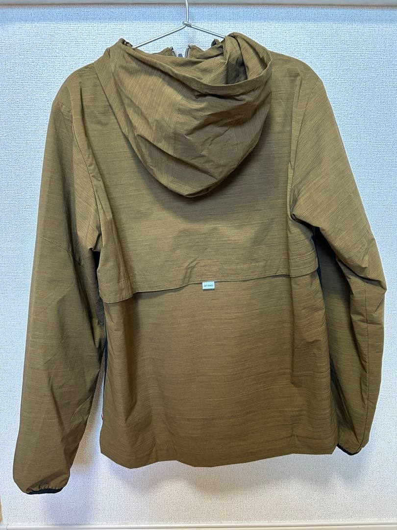 【新品未使用】YONEX✳︎ウォームアップウェア フード付き Mサイズ カーキ