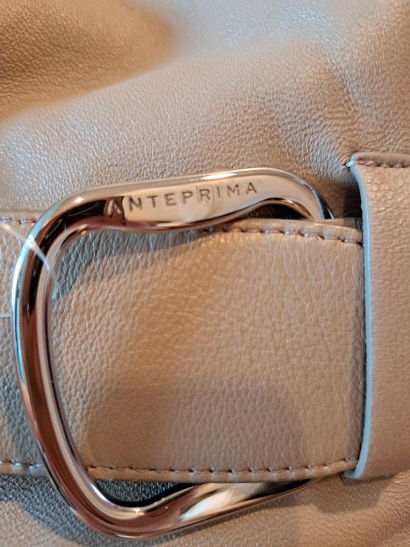 タグ付きミラノコレクション本革ボディバッグショルダANTEPRIMAアンテプリマ