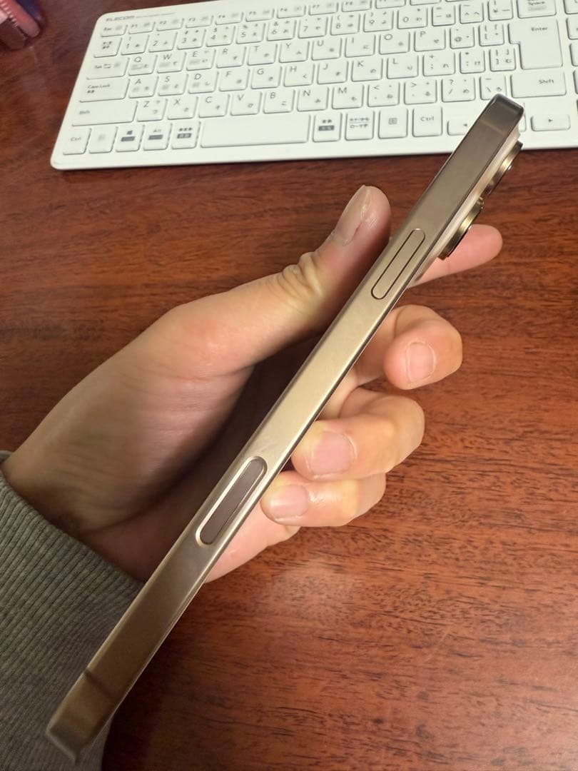 Iphone 16pro max 256GB SIMフリー