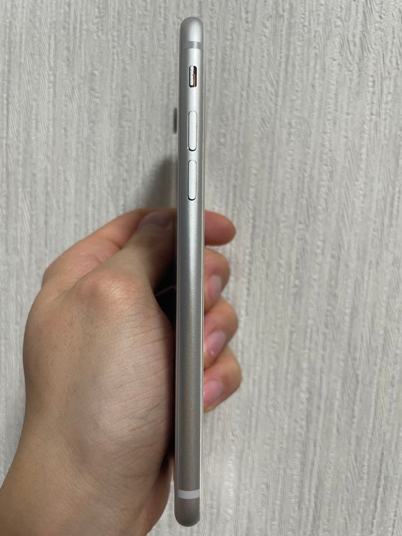 Apple iPhone 8 ホワイト 本体