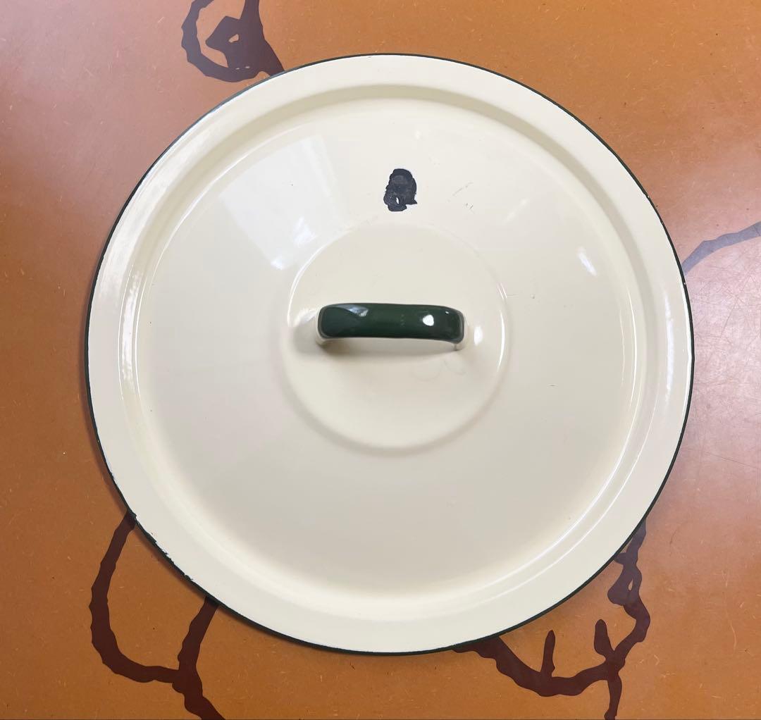 ホーロー缶　BREAD