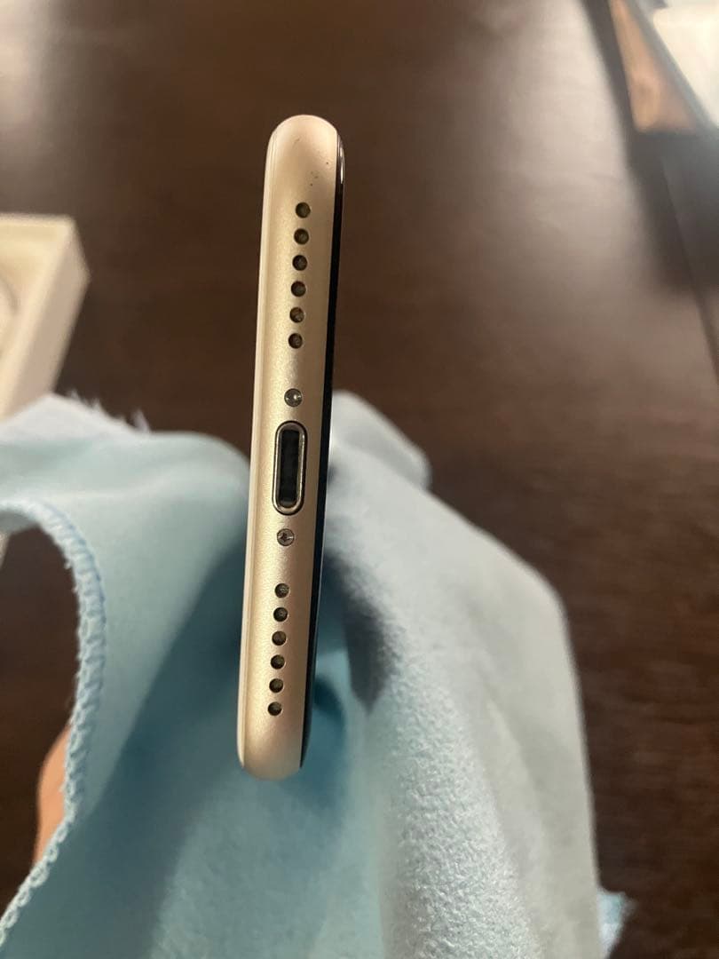 F*U様 iPhoneSE3