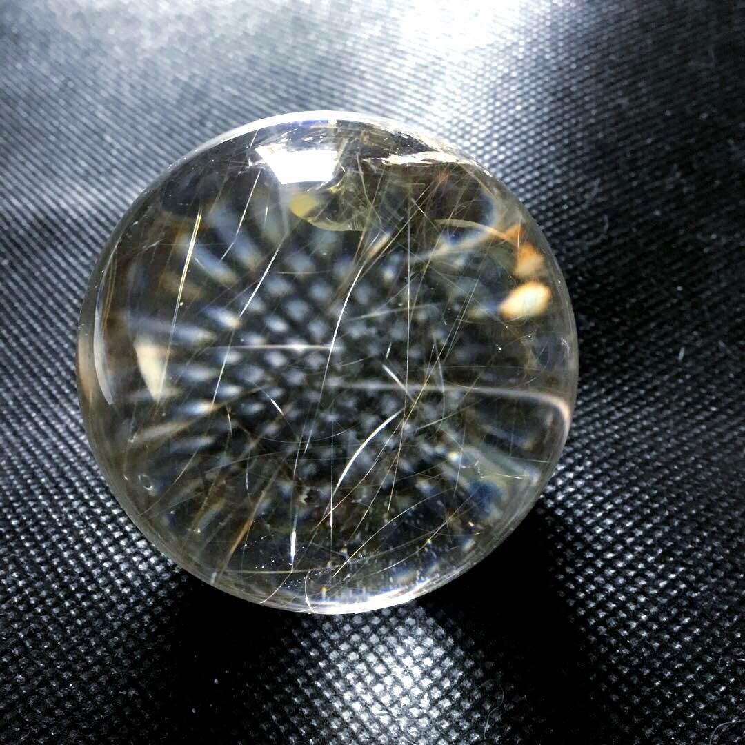 1点物　シルバールチルクォーツ水晶丸玉　ブラジル産天然石　置物　パワーストーン