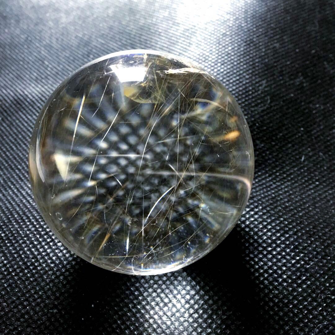 1点物　シルバールチルクォーツ水晶丸玉　ブラジル産天然石　置物　パワーストーン