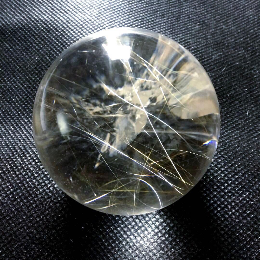 1点物　シルバールチルクォーツ水晶丸玉　ブラジル産天然石　置物　パワーストーン