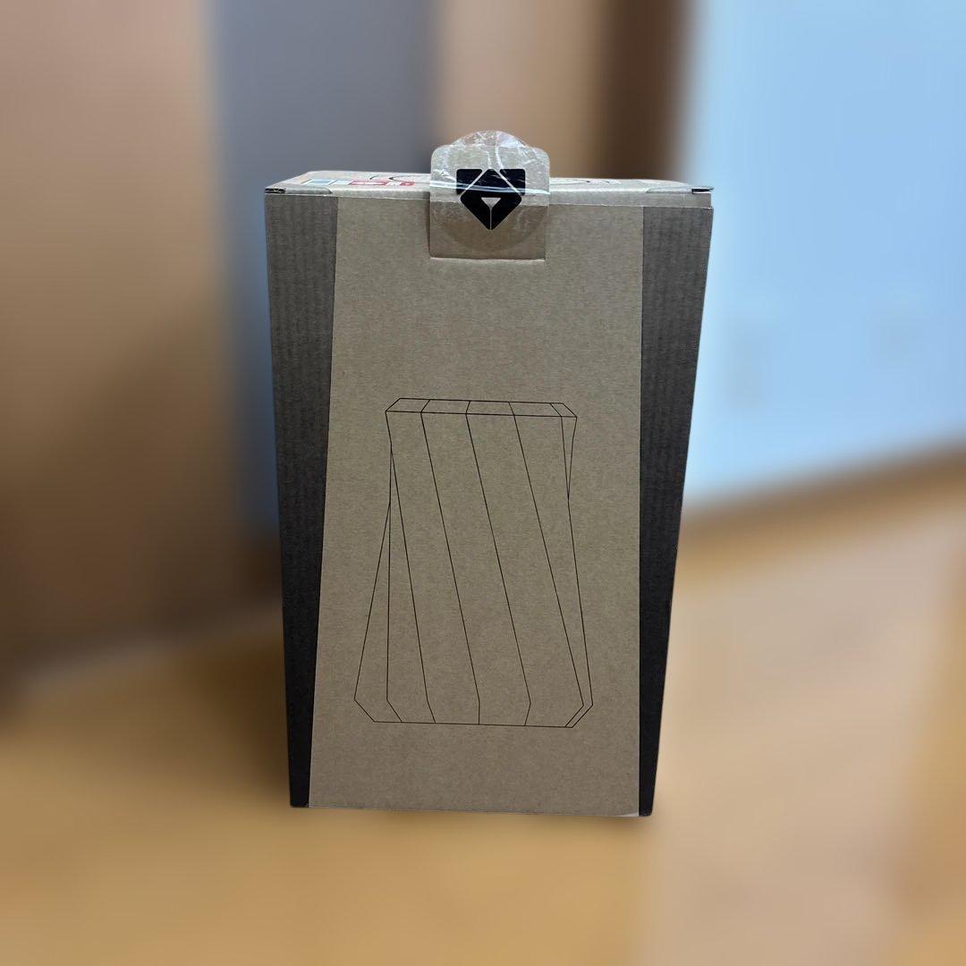 Airdog ホワイト 加湿器 多面体デザイン