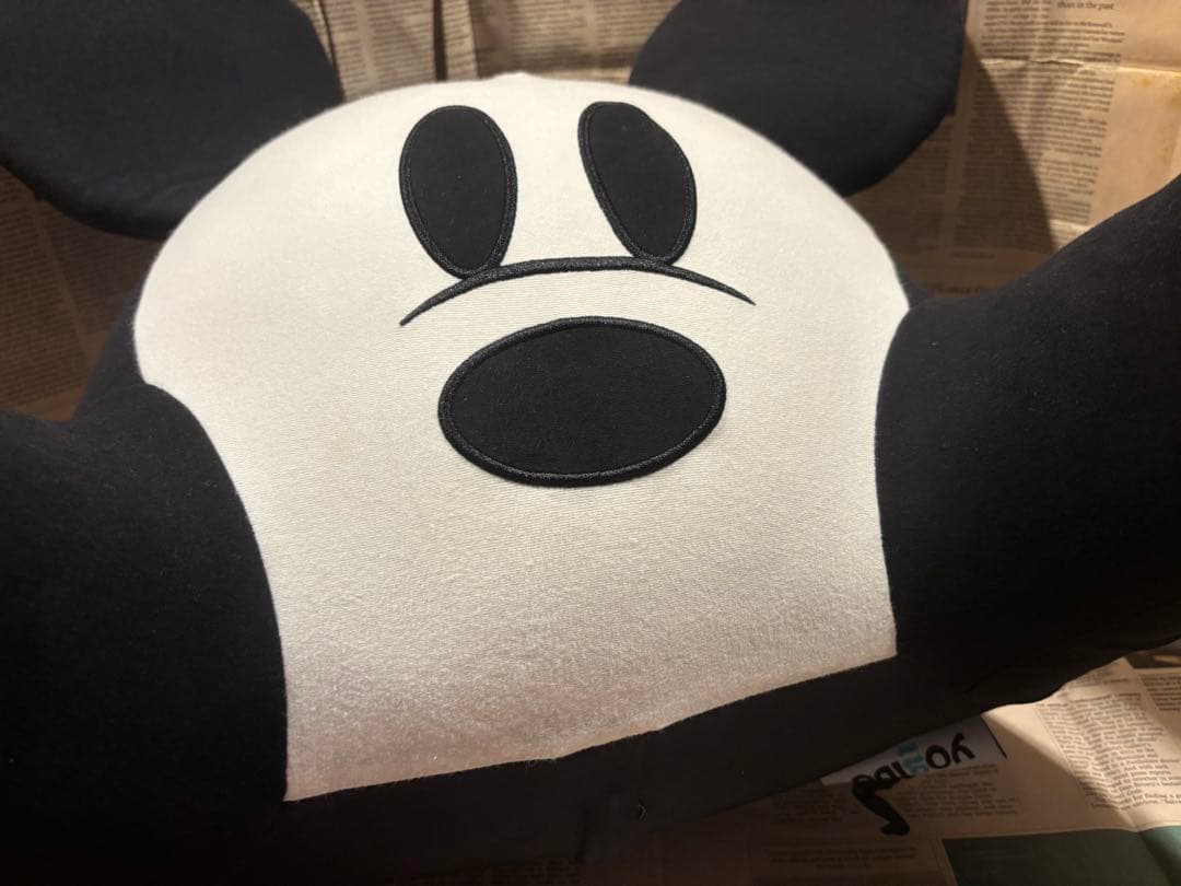 完売品希少☆Yogiboヨギボーディズニー サポート　ミッキービーズクッション