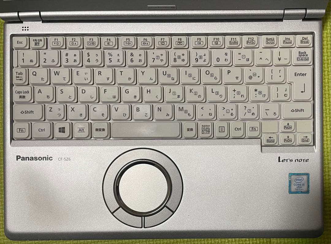 SZ6-刺しゅう用ノートパソコン ブラザー ジャノメ JUKIも可能❗