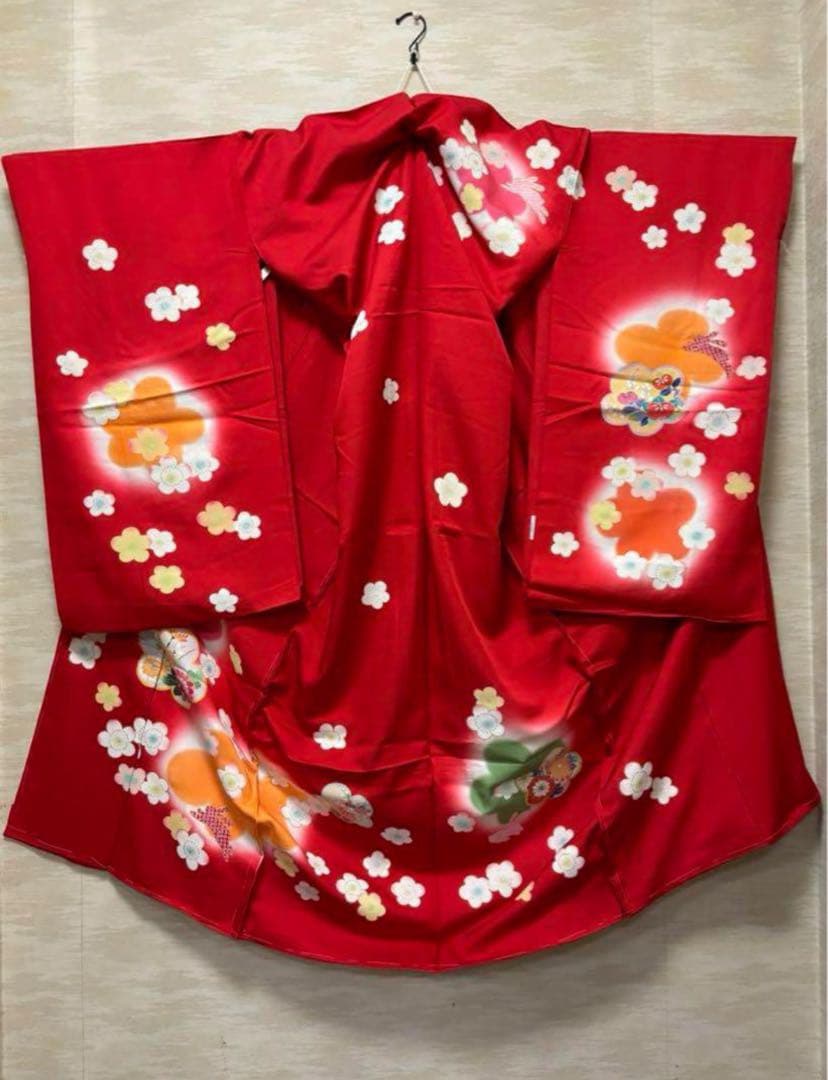 七五三　四ツ身女の子着物　正絹　仮絵羽　友禅　鮮やか赤　梅　可愛いうさぎ柄