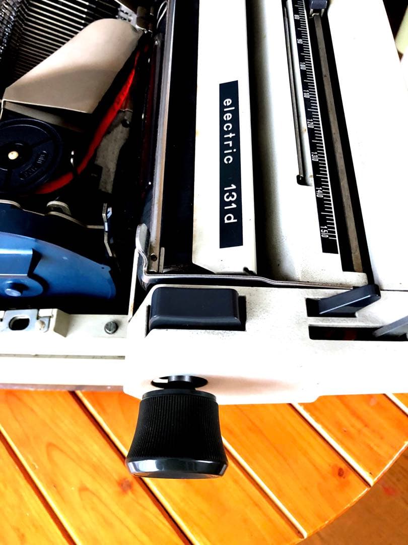 TRIUMPH タイプライター　レトロ　クラッシック　イギリス　英国