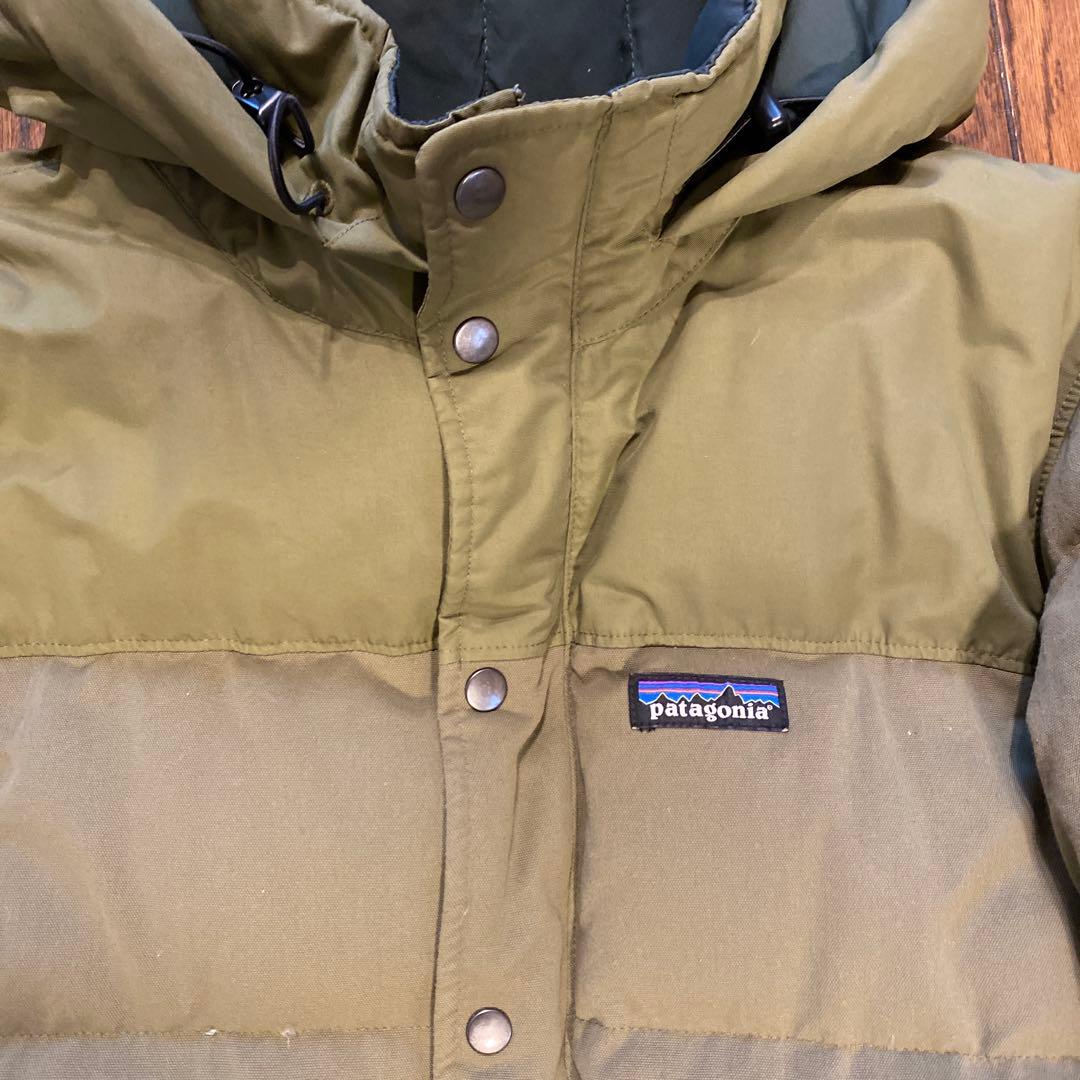 patagonia ダウンジャケット Sサイズ カーキ　USサイズ