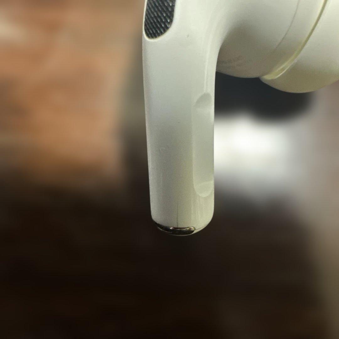 AirPods Pro 2 本体 充電ケース付き