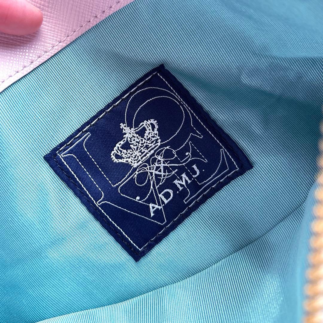 ADMJ THE BEE スワロフスキークリスタル製クマンバチショルダーバッグ