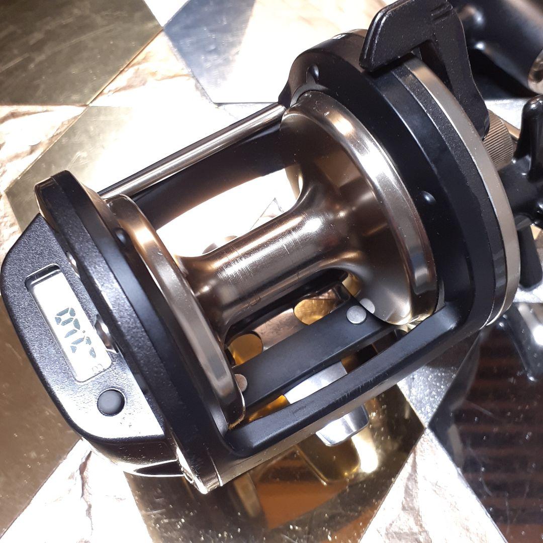 ダイワ 巨鯉 40W ベイトリール 遠投釣り 石鯛 イシダイ美品