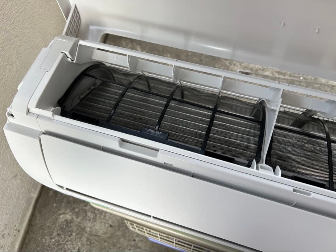 2025年製★シャープ　ルームエアコン　AC-T22AW 冷暖房　6畳