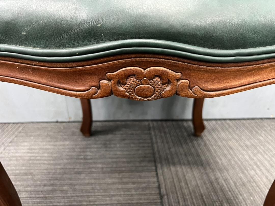 1057◆格安配送地域あり◆ イーセンアーレン ◆ダイニングチェアー◆ロビー