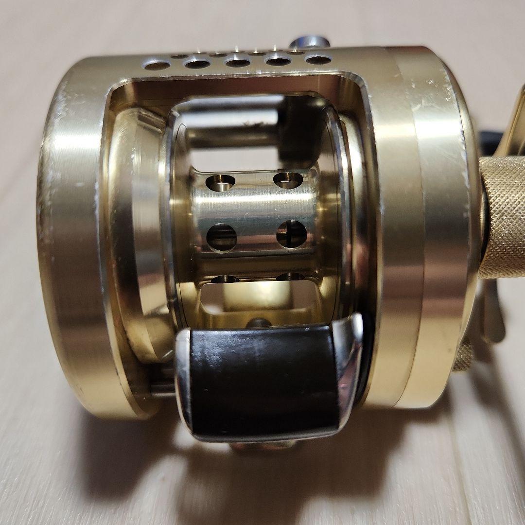 シマノカルカッタコンクエスト200中古