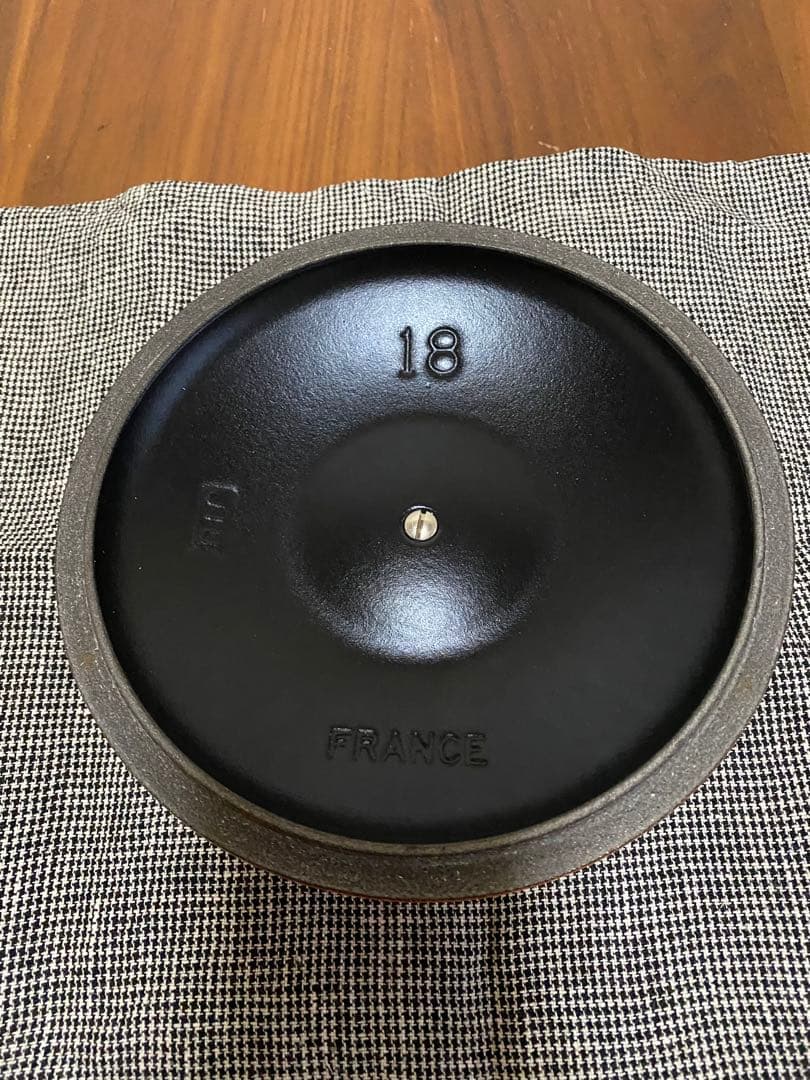 ル・クルーゼ　ココット・エブリィ18 オレンジ インナーリッド付き