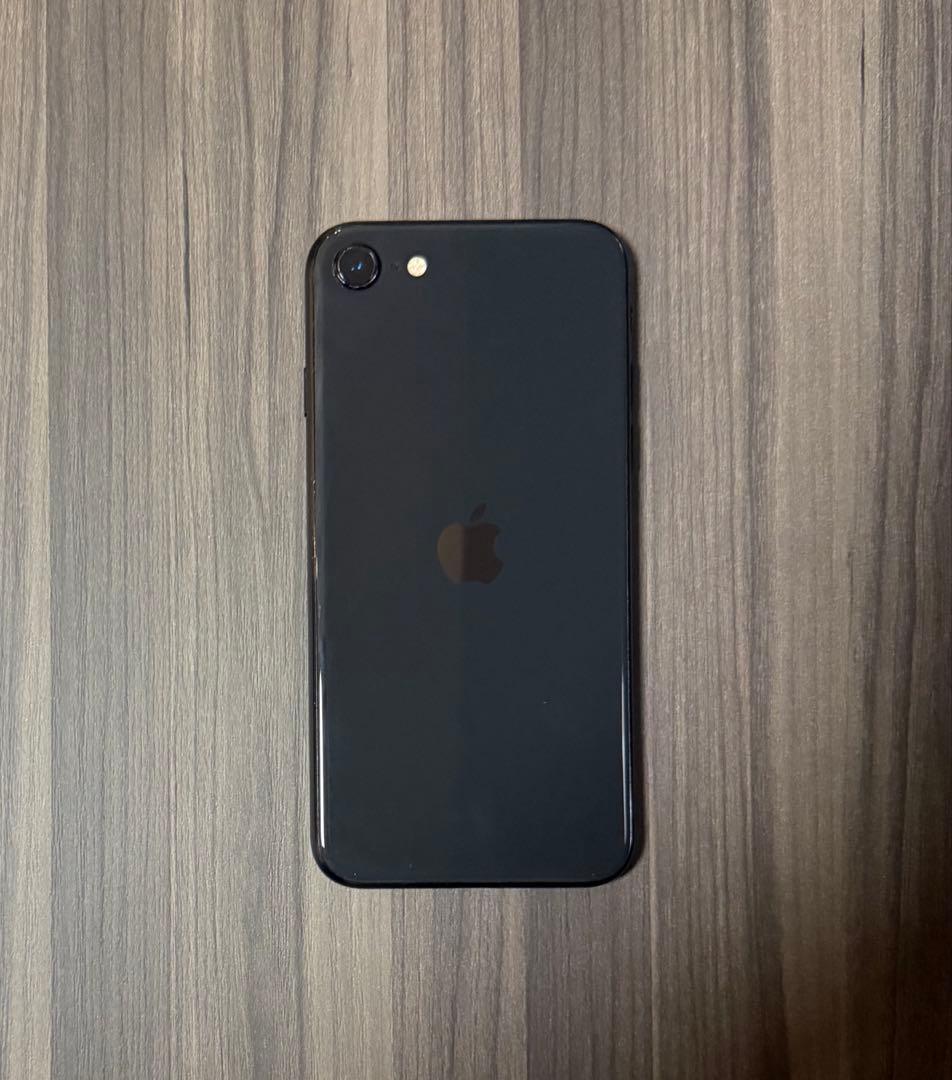 Apple iPhone SE 第3世代 アップル 64GB BLACK 黒