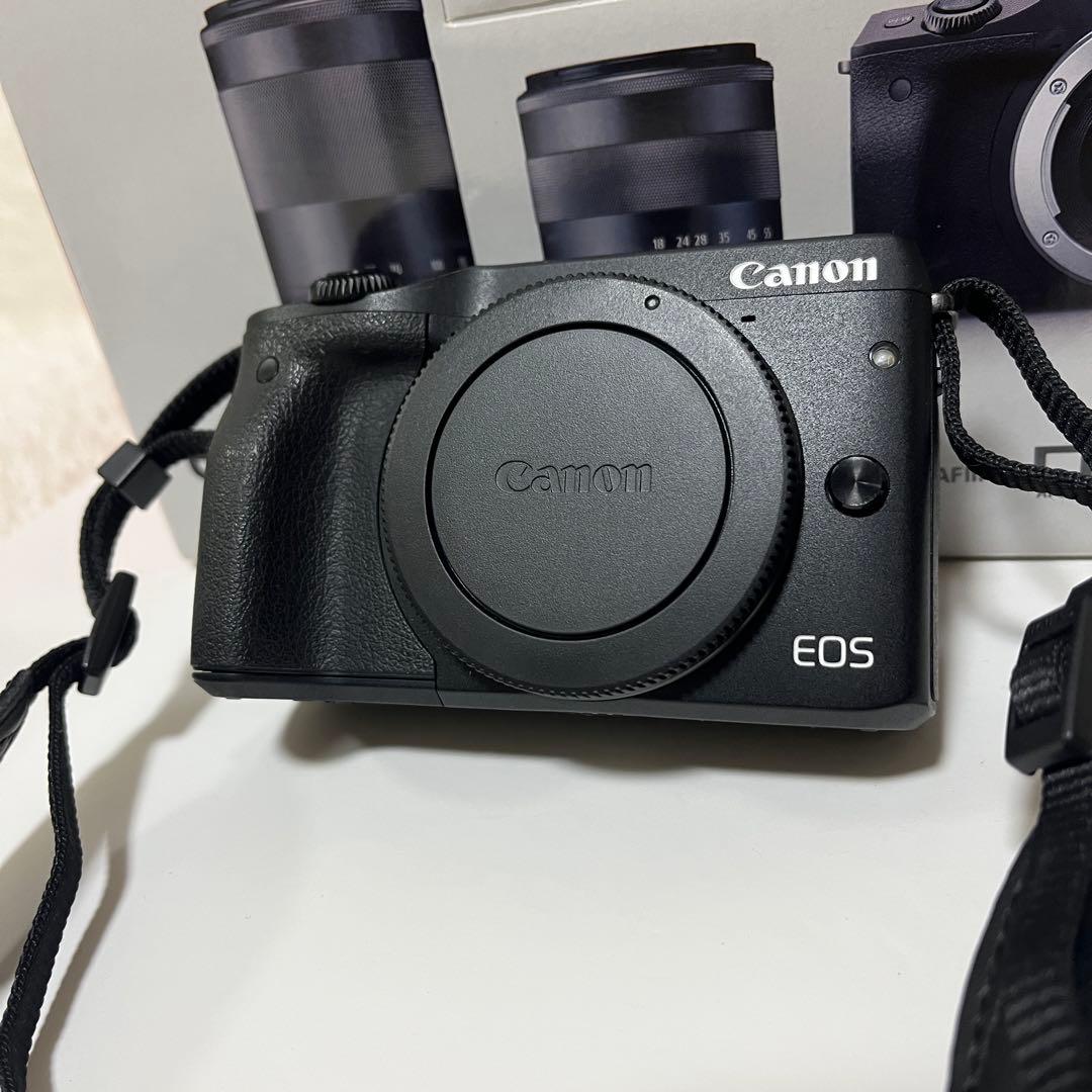 【極美品】Canon EOS M3 ブラック ダブルレンズキット バッテリー２個