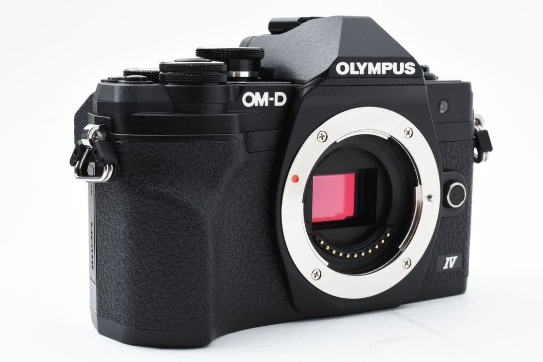■ほぼ新品■ OLYMPUS OM-D E-M10 MarkIV
