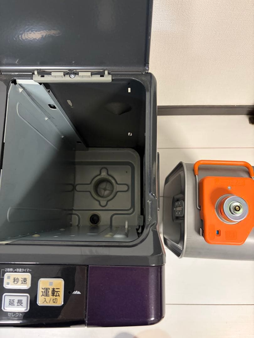 【佐川急便で配送】コロナ　石油ファンヒーター