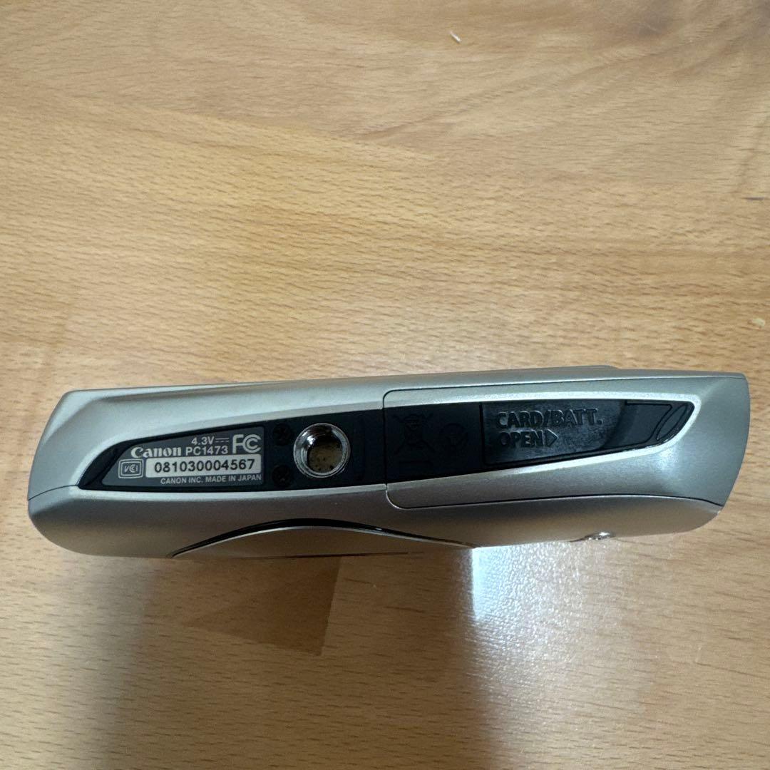 【コンパクトデジタルカメラ】Canon IXY 30S