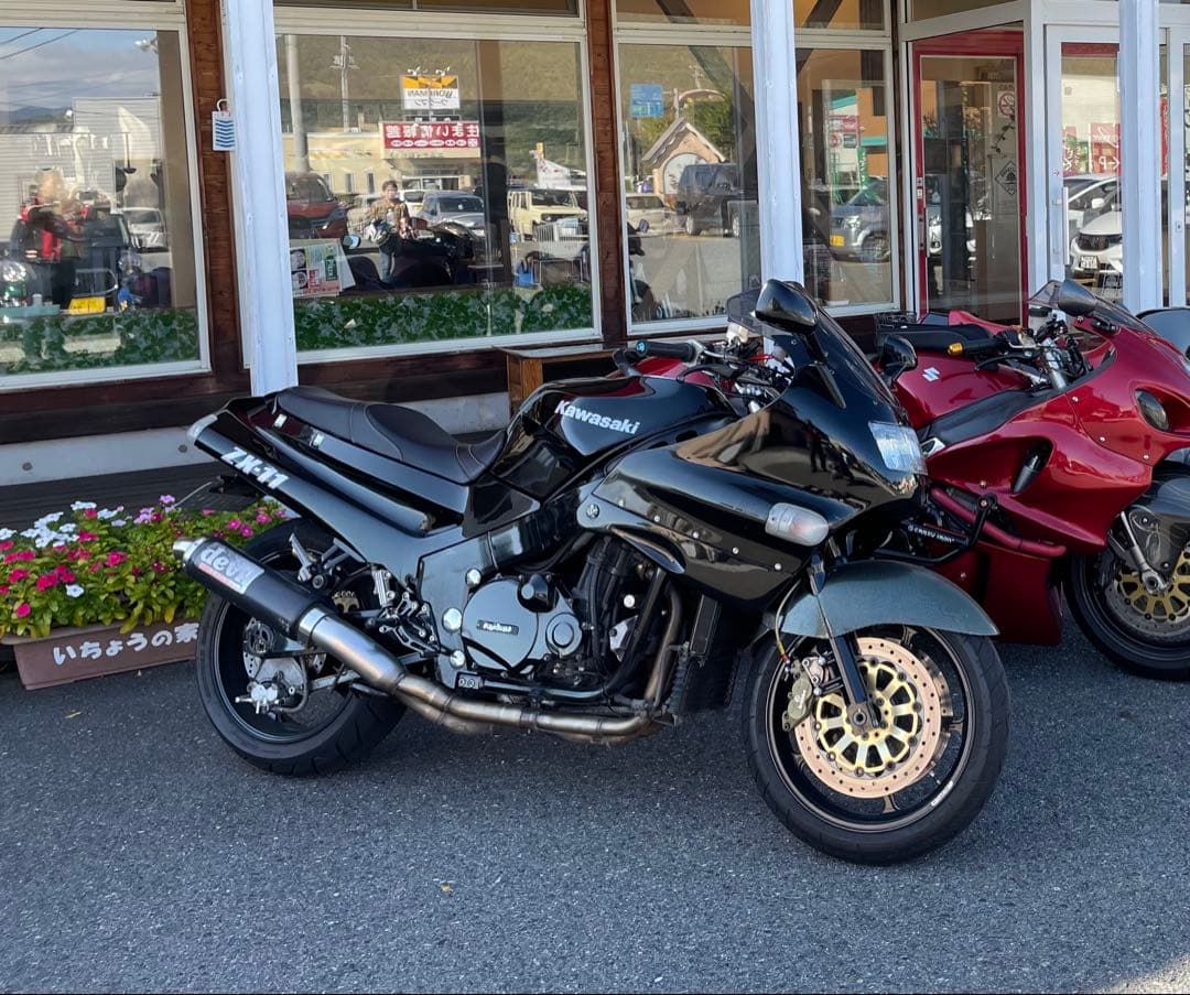 ZX11 ZZR1100用 4-1 devilデビル菅　大きな曲がりヘコミ無し