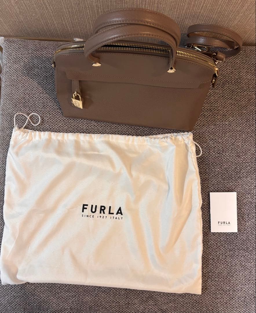 やっちゃん 未使用　FURLA フルラ　パイパー M 2Way