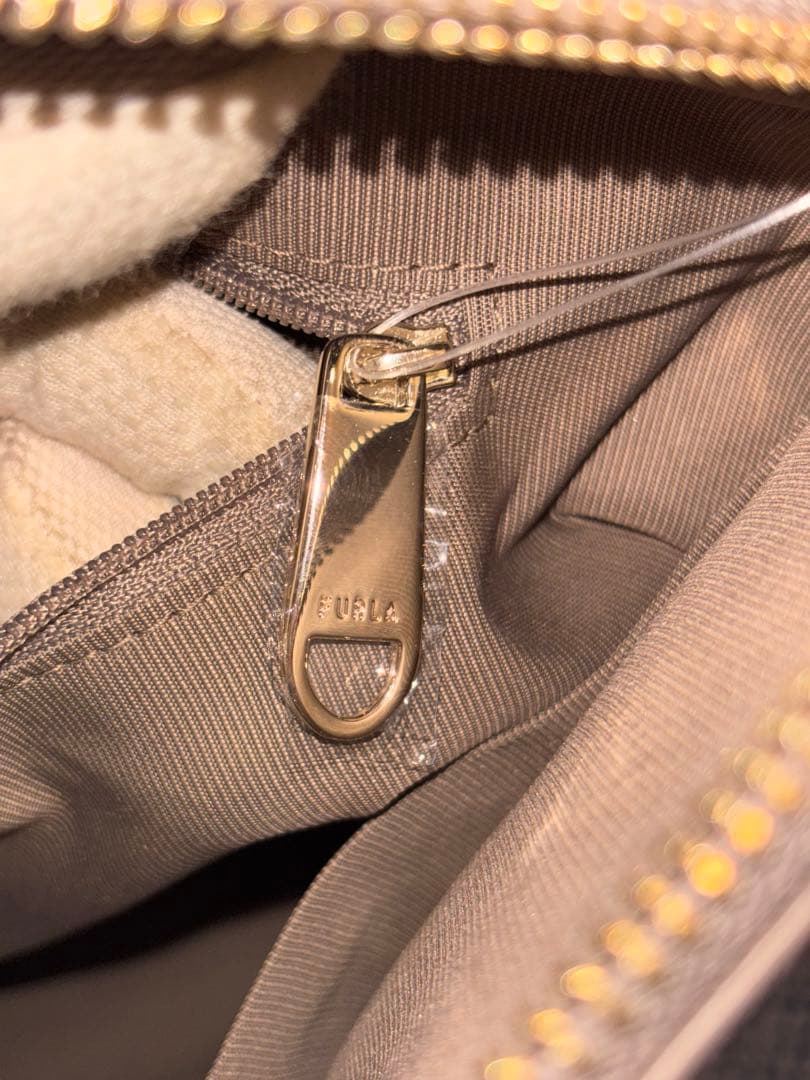 やっちゃん 未使用　FURLA フルラ　パイパー M 2Way