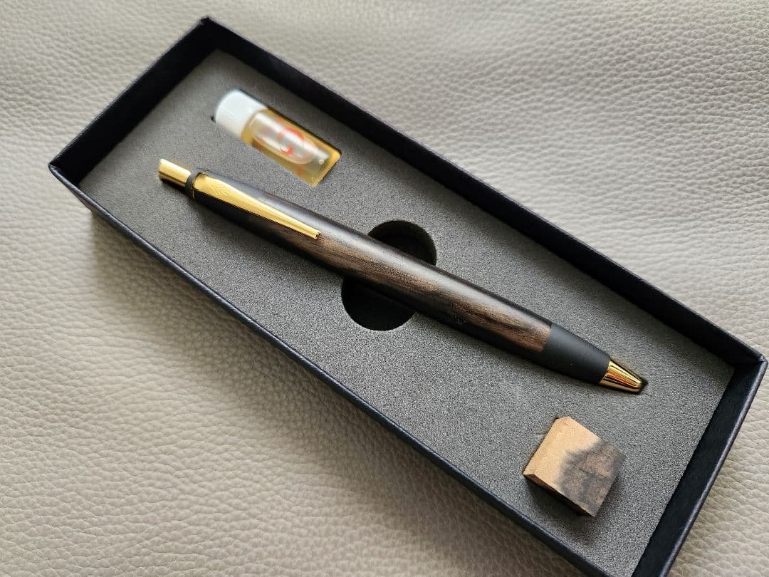 野原工芸★黒柿★ボールペン★新品未使用★替芯付き