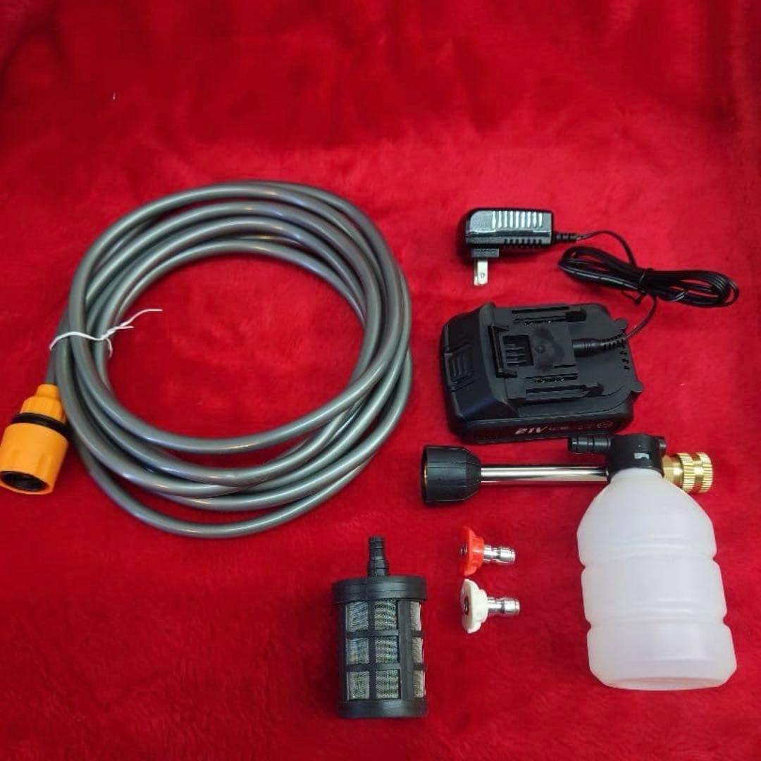 新品　コードレス　高圧洗浄機 コンパクトセット　マキタ互換　18v おまけ付き