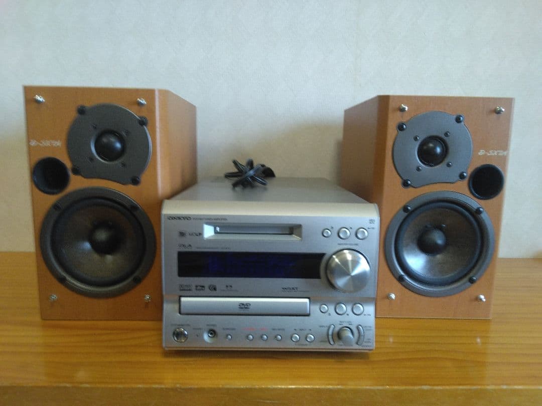 ONKYO FR-X7DV コンポセットＣＤ、ＤＶＤ、ＭＤ。ジャンク品NCNR。