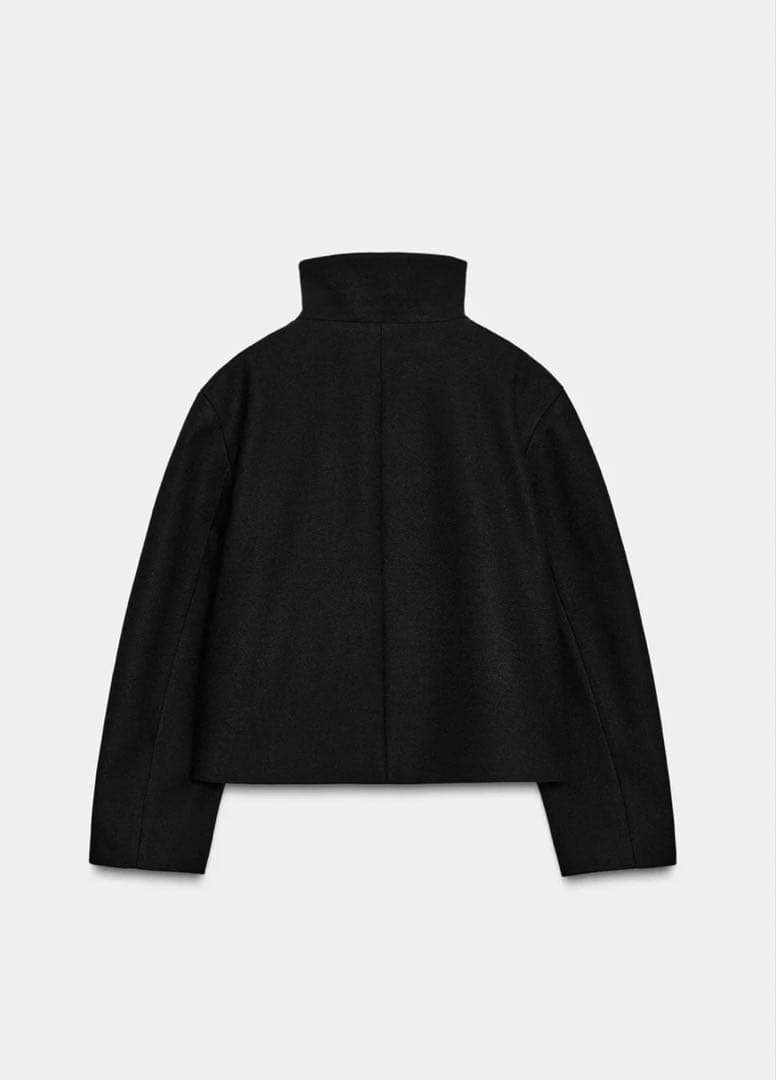 完売品ZARA ショートハイネックコート　ブラック