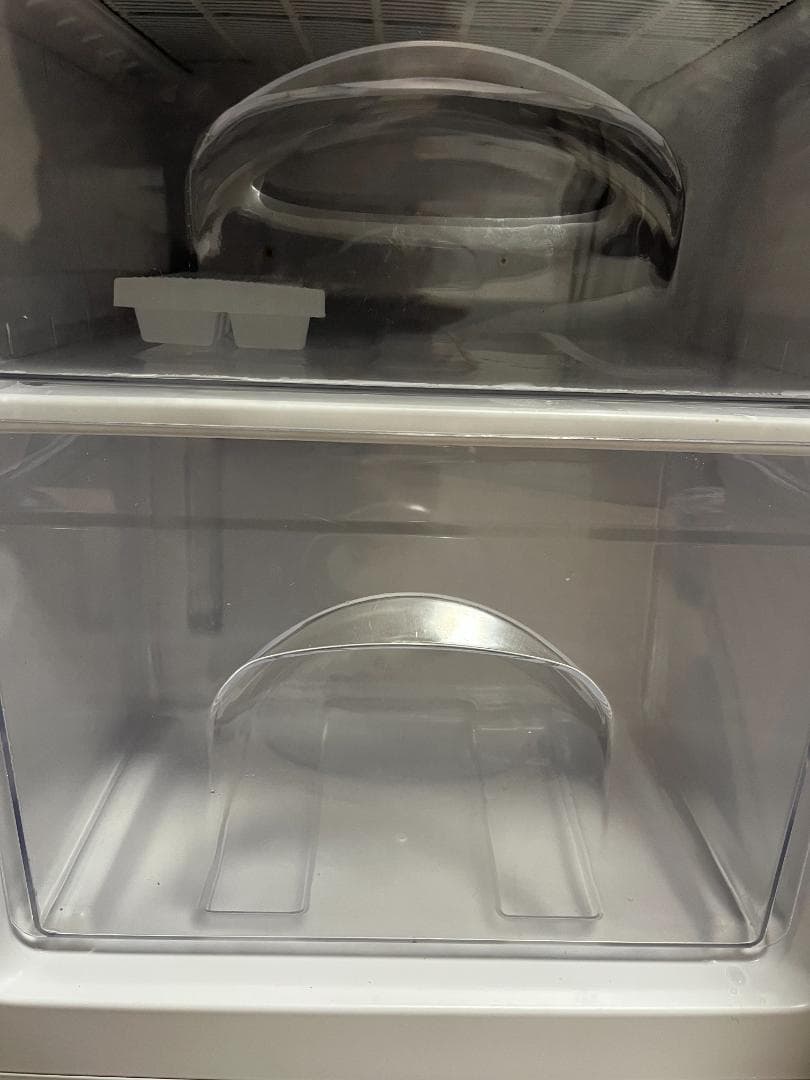 再出品（2024年製・使用歴1年）山善 冷蔵庫 106L YFR-D111(B)