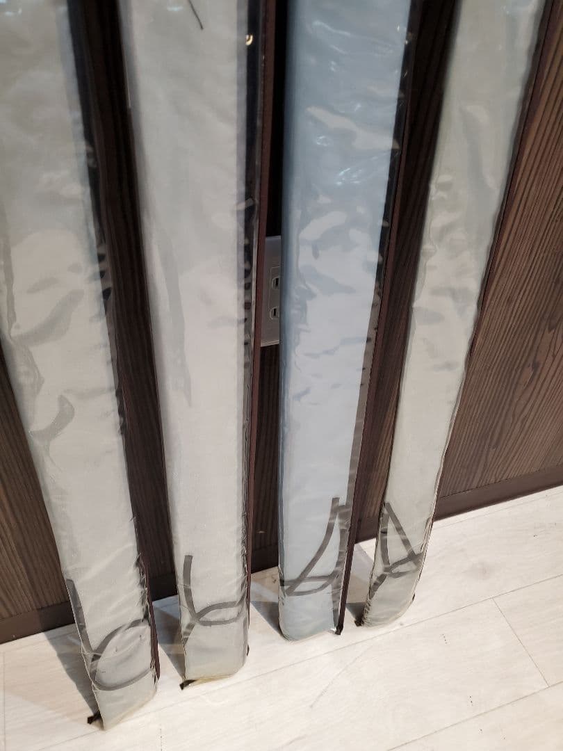 未使用　カーボン舟竿　秘伝　1-210　４本セット