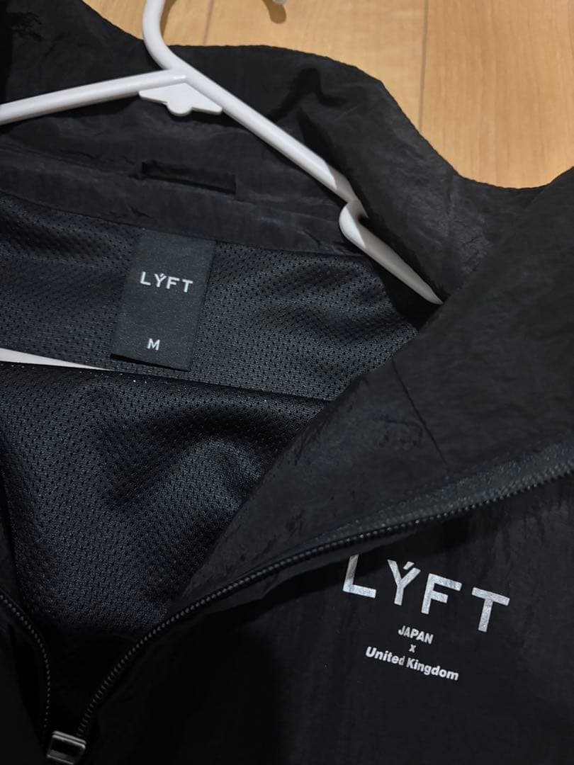 LYFT V-FORM OVERSIZE TRACK JACKET - ブラック