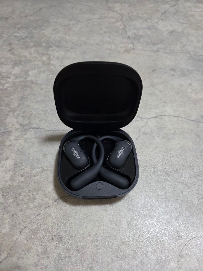 【美品】SHOKZ OPENFIT2 ブラック 収納ポーチ付き