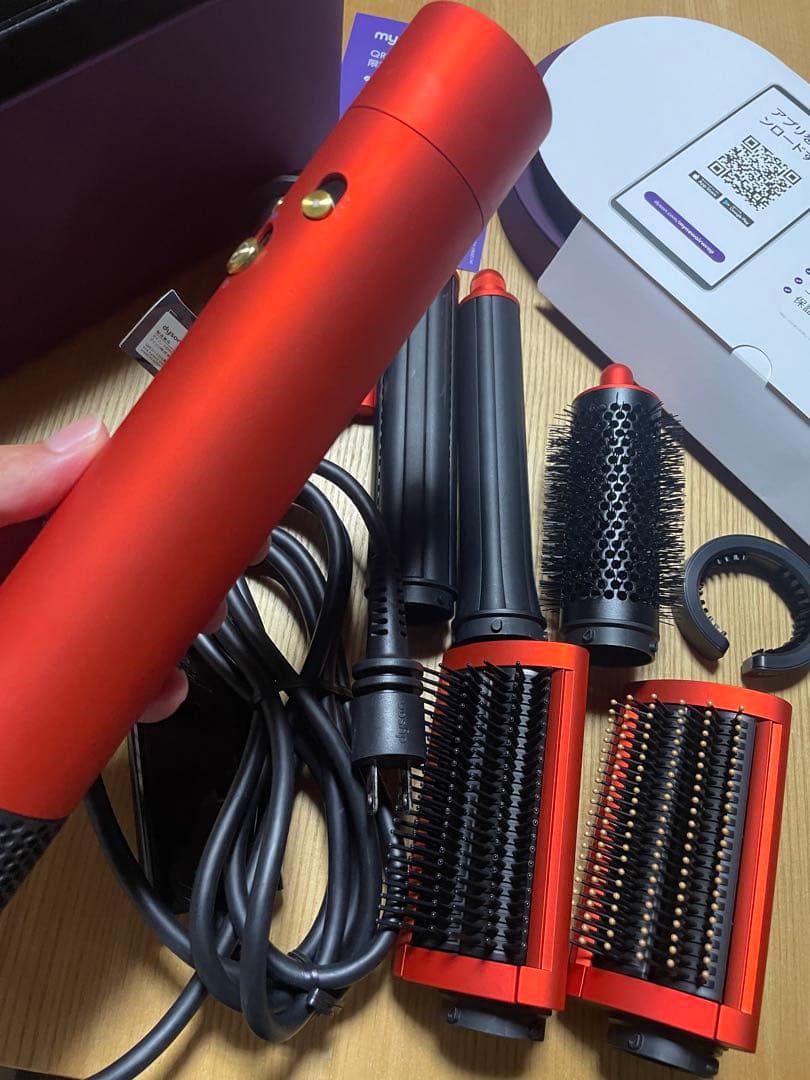 hs05 ヘアスタイラー　ドライヤー　Dyson マルチスタイラー