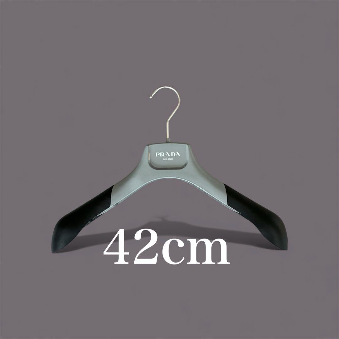 PRADA・MONCLER衣類ハンガーセット サイズ色々