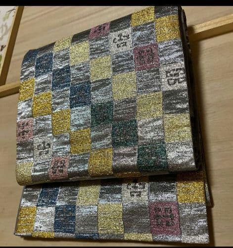 市松模様に箔がオシャレな袋帯